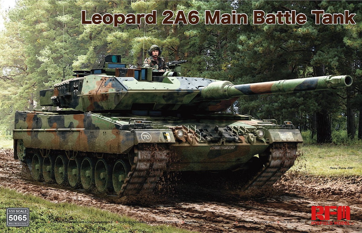 Leopard 2A6 Main Battle Tank 1:35 Rye Field Model RM-5065