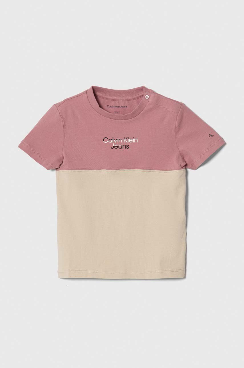 Calvin Klein Jeans t-shirt niemowlęcy kolor różowy wzorzysty