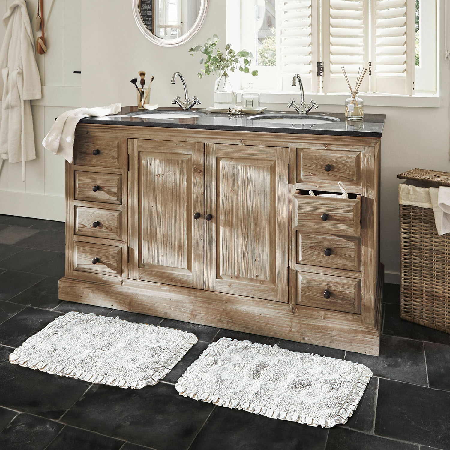 Podwójna szafka łazienkowa Fultondale