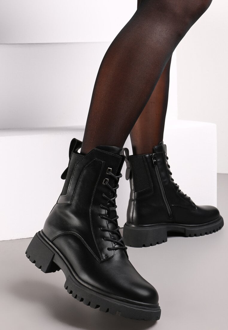 Czarne Botki o Fasonie Workerów z Elastyczną Wstawką Frankilla