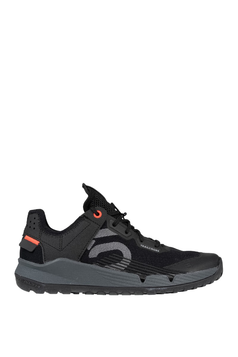 BUTY TRAILCROSS LT WOMEN-CORE BLACK-GREY TWO-SOLAR RED