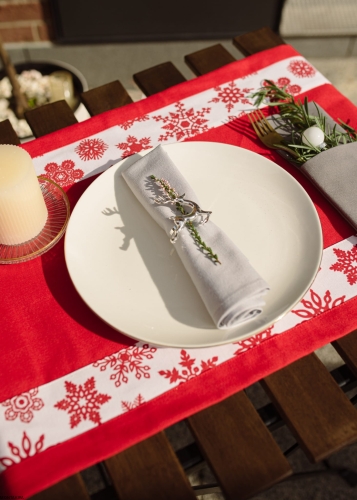 Podkładka na stół Sylwestrowy czerwonego koloru