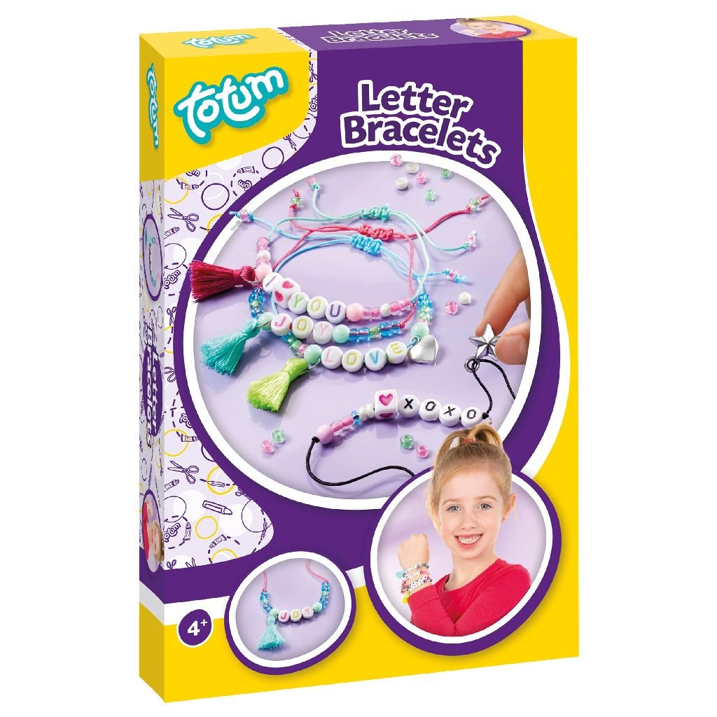 TM Essentials BV, Bransoletki z literkami