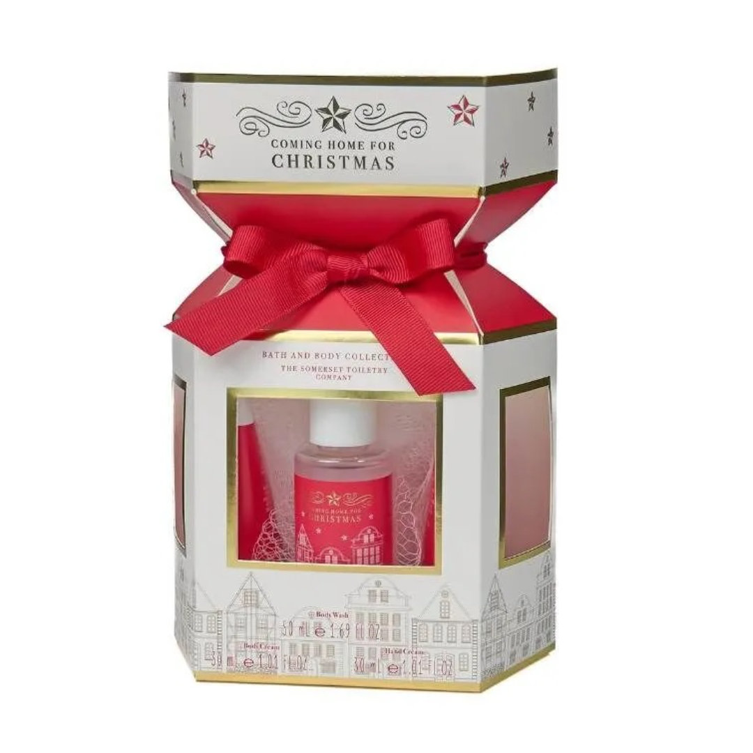 The Somerset Toiletry Co, Coming Home For Christmas, Zestaw kosmetyków do pielęgnacji Mini Pamper Red, 4 szt.
