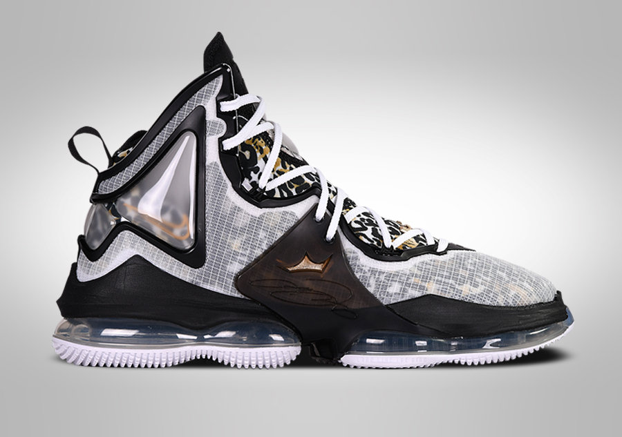 Nike Lebron 19 Royalty Metallic Gold