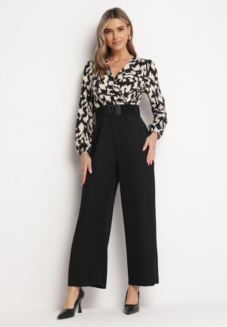 Czarny Kombinezon z Kopertowym Dekoltem i Gumką w Pasie Dodatkowo Pasek Junnina