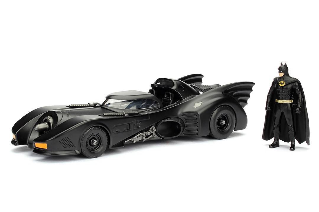 Фото - Машинка Die-Cast Diecast 1:24 1989 Batman Batmobil z Batman figurka film 