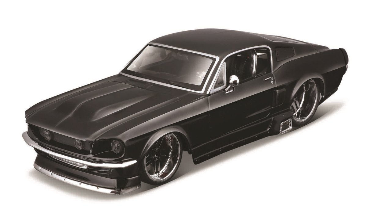 MAISTO Ford Mustang GT 1967 do składania 1/24 39094