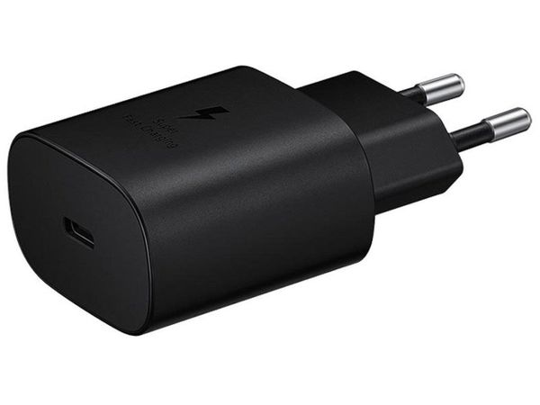 SAMSUNG Ładowarka sieciowa Samsung 1xUSB-C 25W EP-TA800NBEGEU czarna V2 >> DO 30 RAT 0% (RRSO 0%) I PÓŁ ROKU NIE PŁACISZ > OD 99ZŁ > SPRAWDŹ PROMOCJE