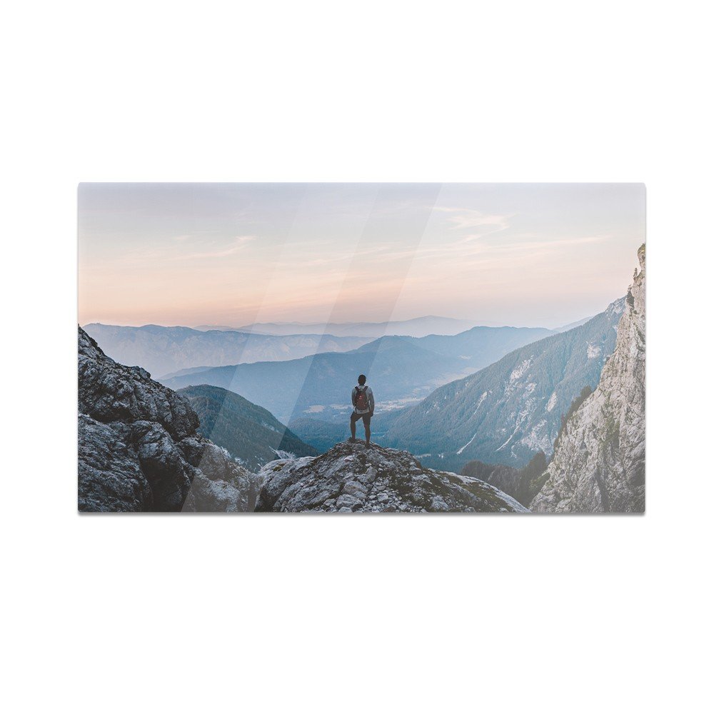Szklana deska do krojenia HOMEPRINT Mężczyzna na szczycie góry 60x52 cm