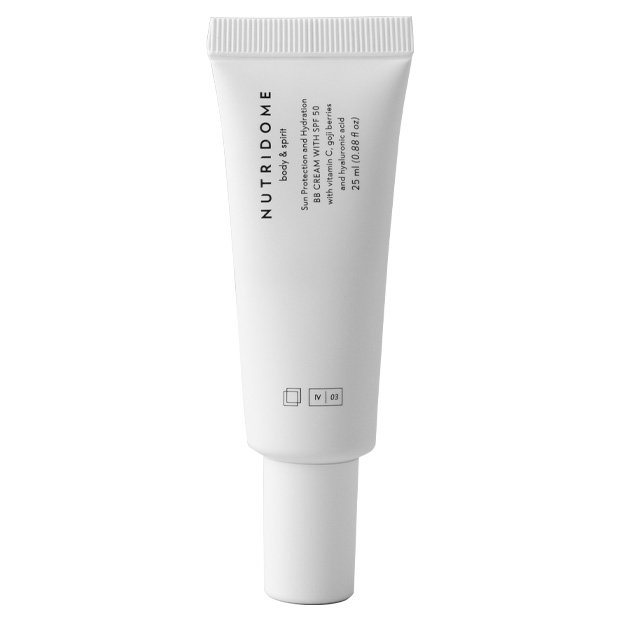 Nawilżający krem do twarzy BB spf 50 z kwasem hialuronowym i witaminą C 02 Vanilla Nutridome