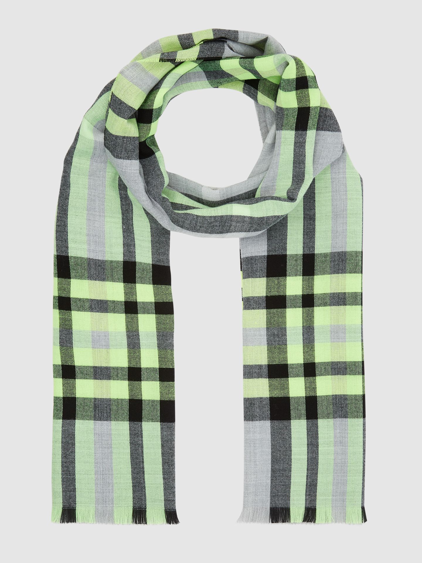 Szal w szkocką kratę