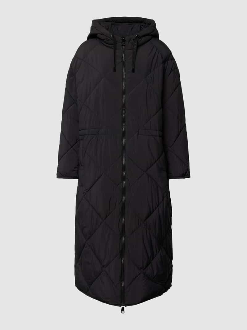 Płaszcz pikowany z kieszeniami zapinanymi na zamek błyskawiczny