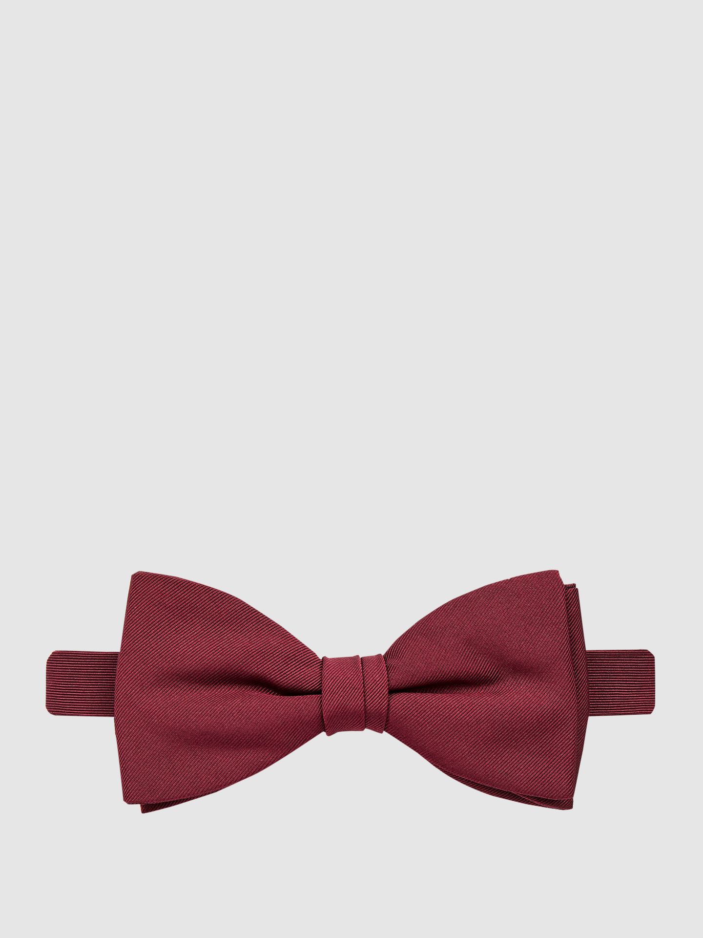 Mucha z czystego jedwabiu