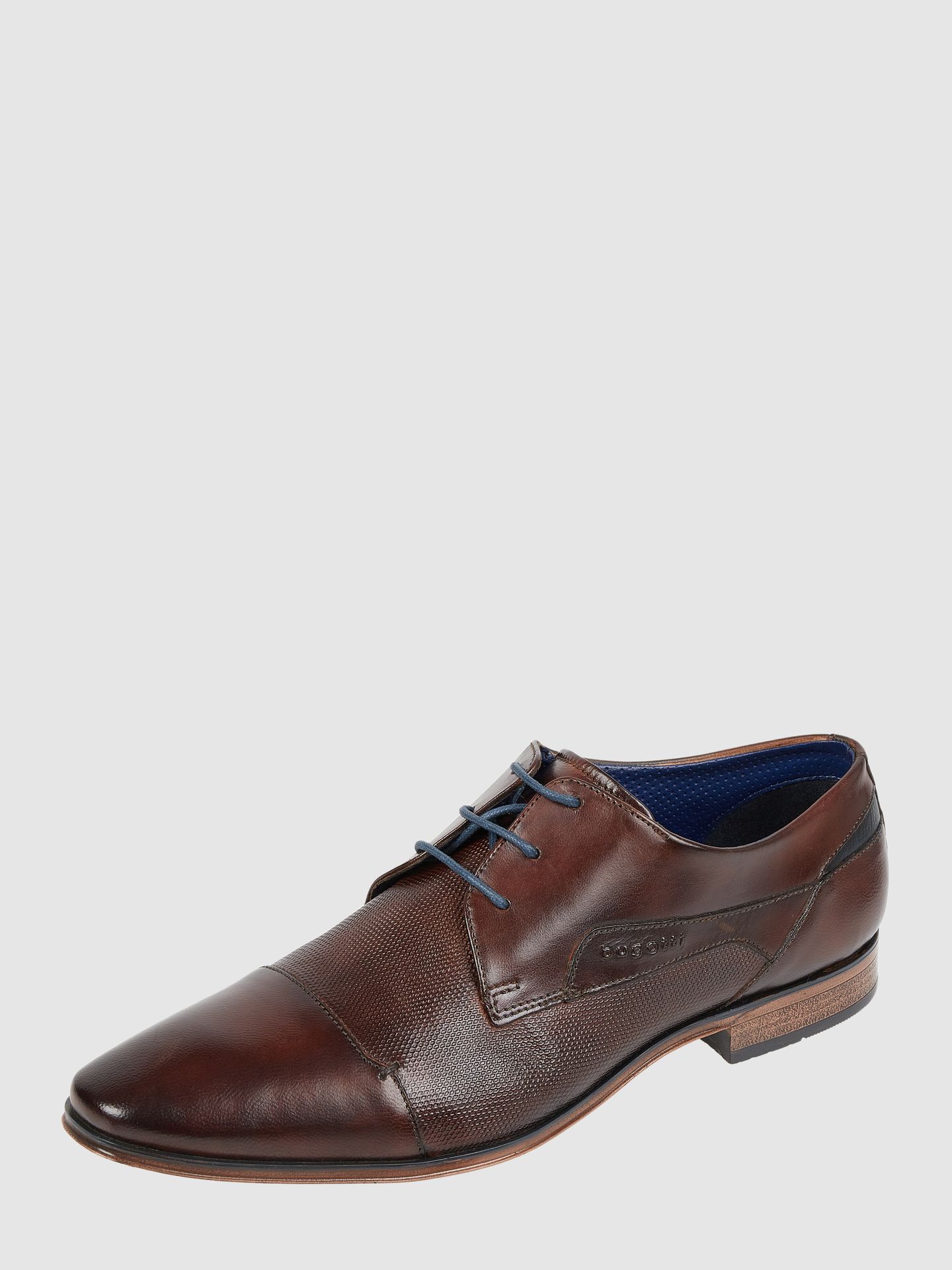 Skórzane buty sznurowane