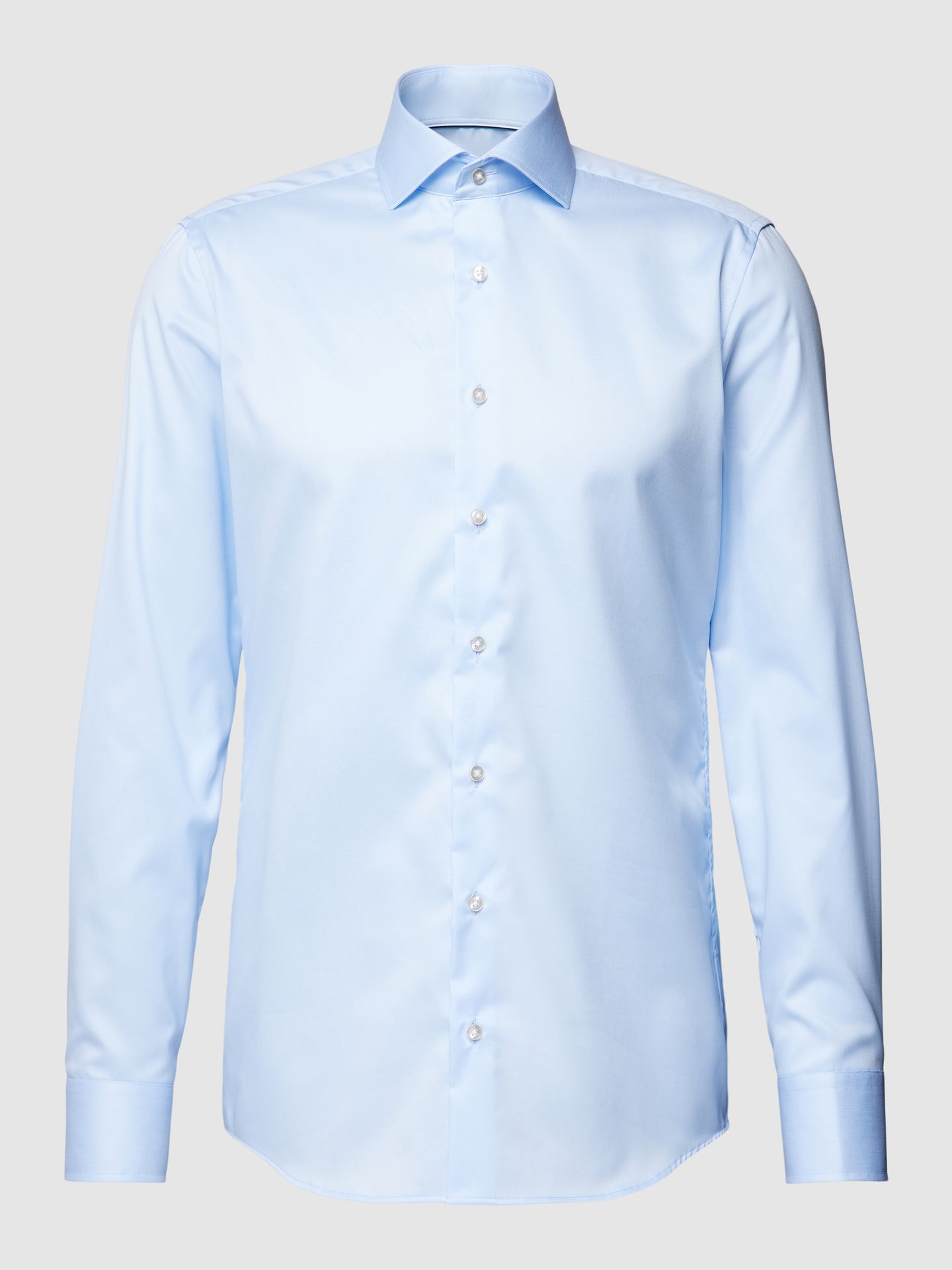 Koszula biznesowa o kroju slim fit z kołnierzykiem typu cutaway