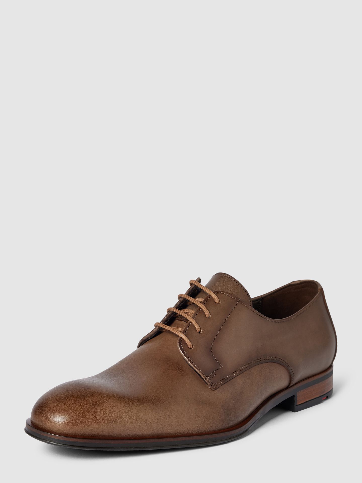 Buty derby ze skóry model ‘SABRE’