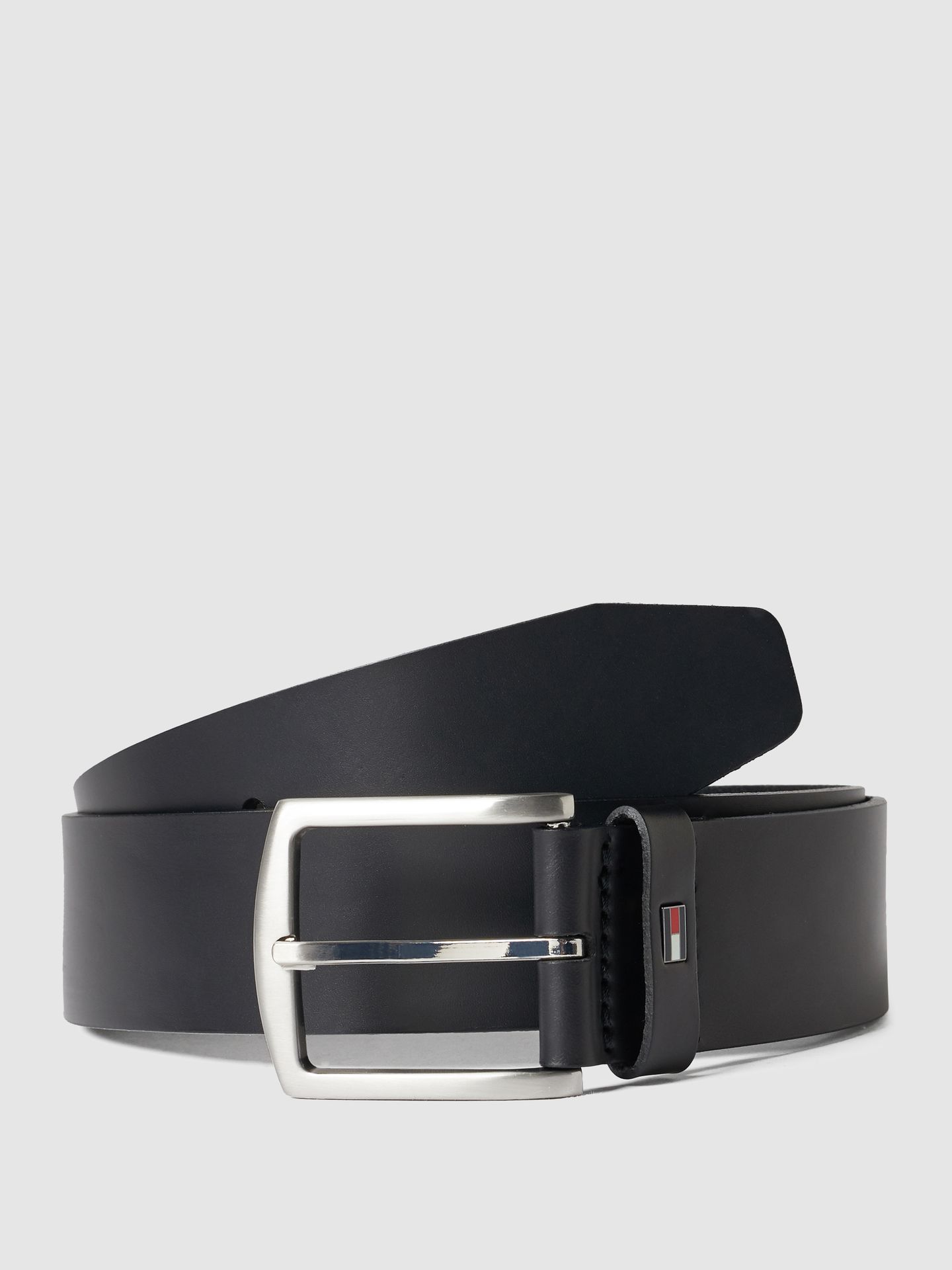 Pasek skórzany z aplikacją z logo