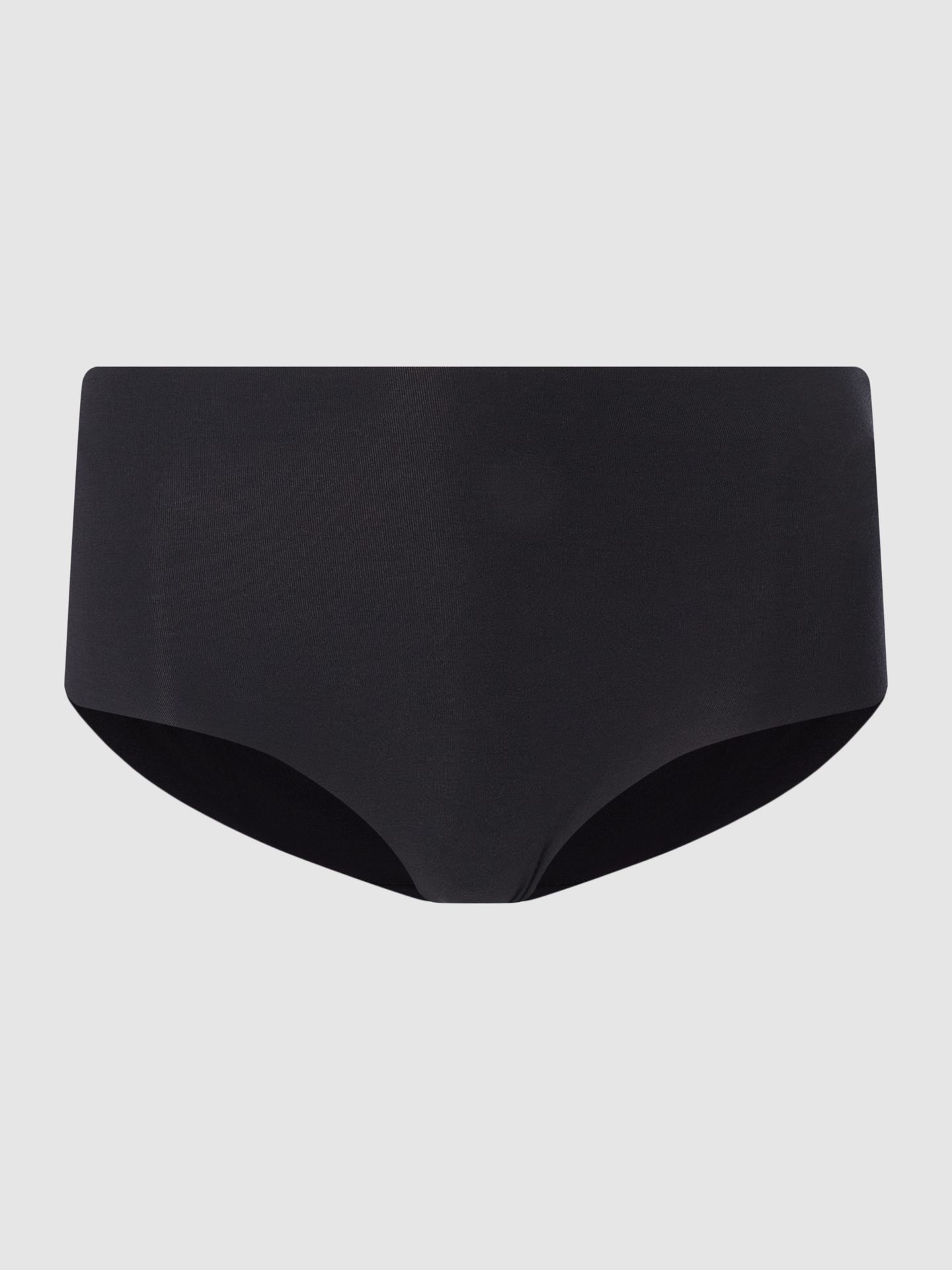Majtki z dodatkiem streczu — bezszwowy model ‘Invisible Cotton’