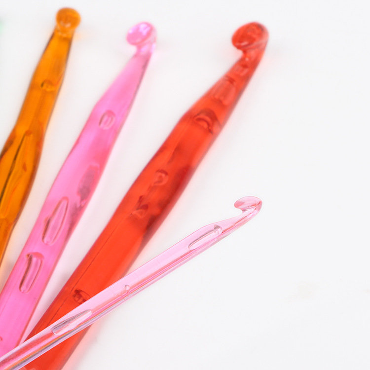 Zestaw 22 Szt. Szydełek W Wygodnym Etui