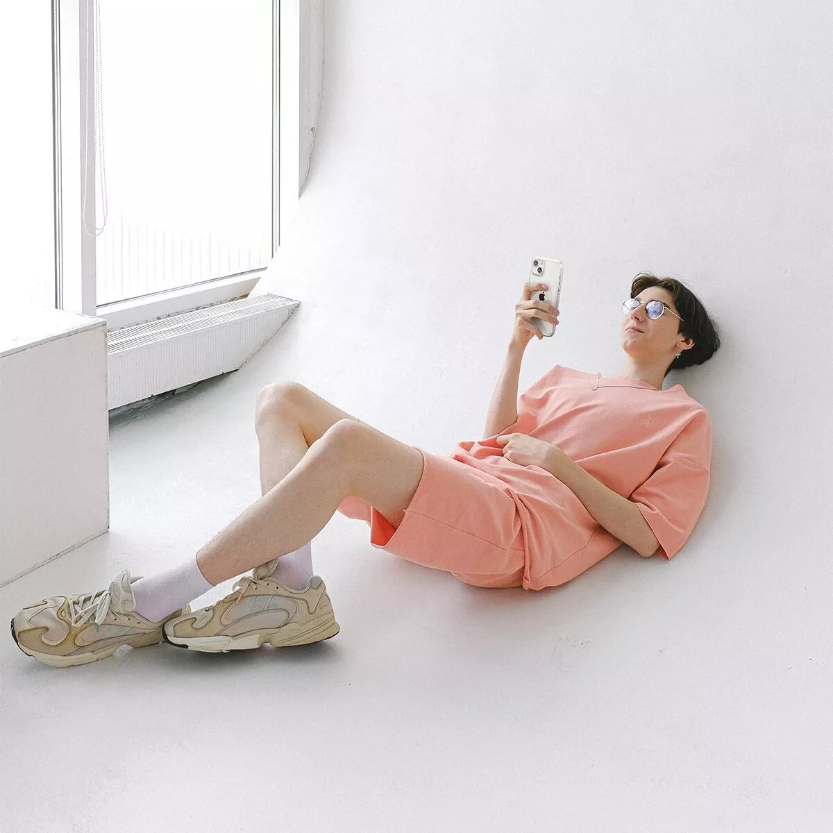 Etui Spigen Ultra Hybrid, frost black do iPhone 15 Plus