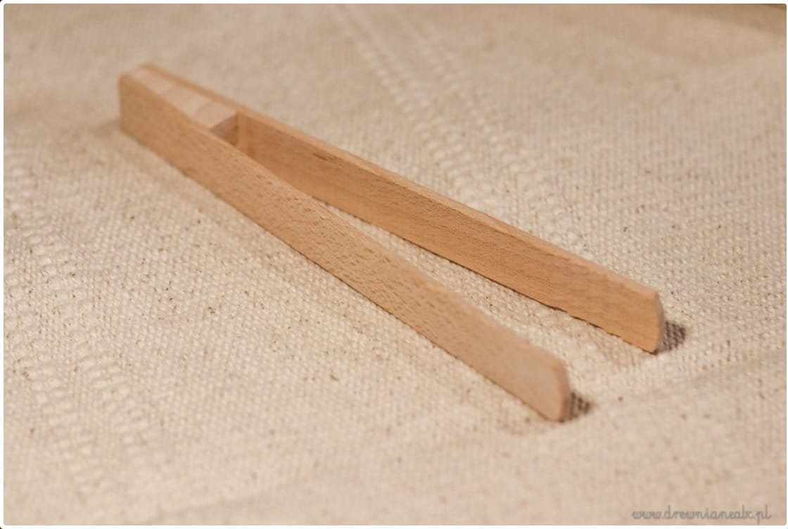 szczypce drewniane 20 cm - 1 szt