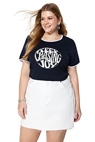 Trendyol Damska koszulka z dzianiny o regularnym kroju z okrągłym dekoltem w rozmiarze plus size, granatowy, 5XL, granatowy, 5XL (Duże Rozmiary)