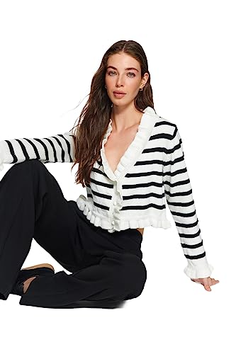 Trendyol Damen Regular Fit Basic V Neck Dzianina Kardigan, Ecru, S, Ecru, S