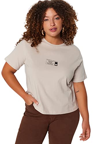 Trendyol Damska koszulka z dzianiny o regularnym kroju z okrągłym dekoltem w rozmiarze plus size, beżowy, 4XL, BEŻOWY, 4XL Duże Rozmiary
