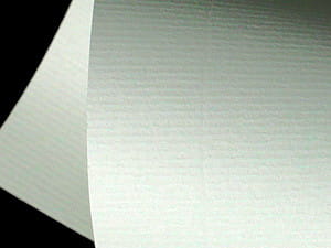 Magnus Light Blue blady niebieski - żeberkowany 2 str wzór, przyjazny środowisku papier ozdobny rolka 26cm x 4800m