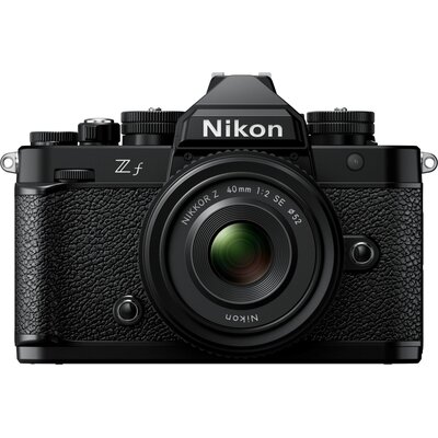 Nikon Z f + 40 mm SE
