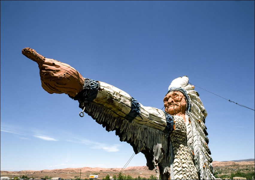 Wooden Indian statue in Utah., Carol Highsmith - plakat 70x50 cm