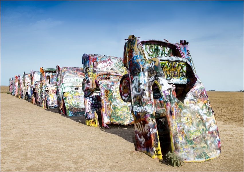 Cadillac Ant Farm cars in Amarillo, Texas., Carol Highsmith - plakat 50x40 cm