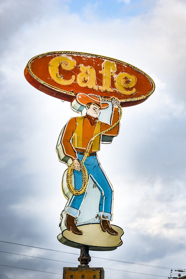 Mighty cone vibrant neon signs in Austin, Texas, Carol Highsmith - plakat 50x70 cm