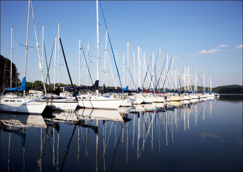 Guntersville is a city in Marshall County, Alabama, United States and is included in the Huntsville-Decatur Combined Statistical Area., Carol Highsmit