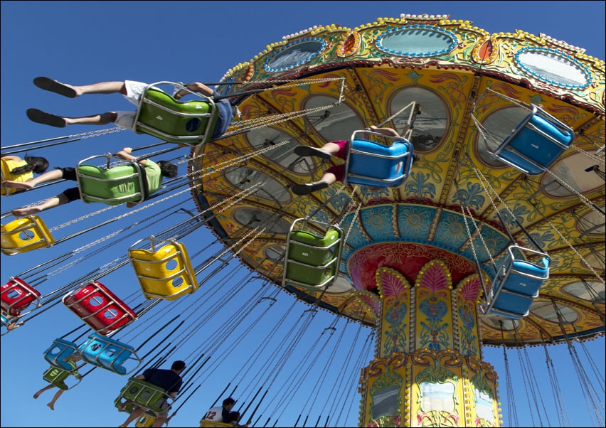 Swing ride in Santa Cruz, the county seat and largest city of Santa Cruz County, California., Carol Highsmith - plakat 50x40 cm