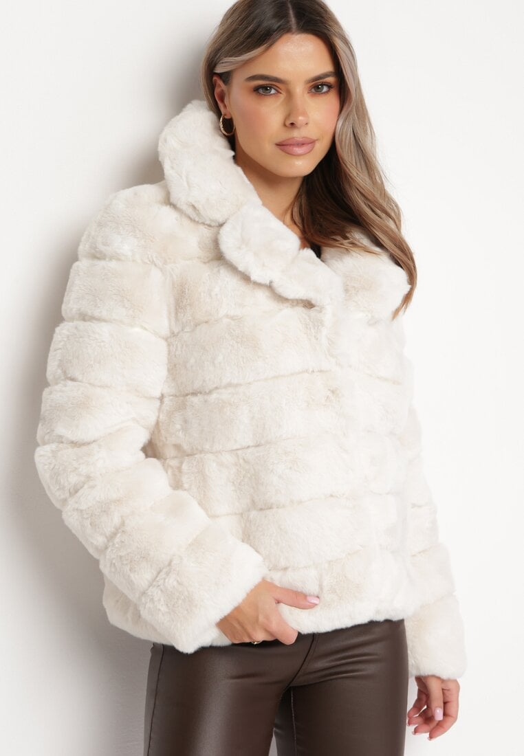 Jasnobeżowa Kurtka Futrzana z Przeszyciami Raline