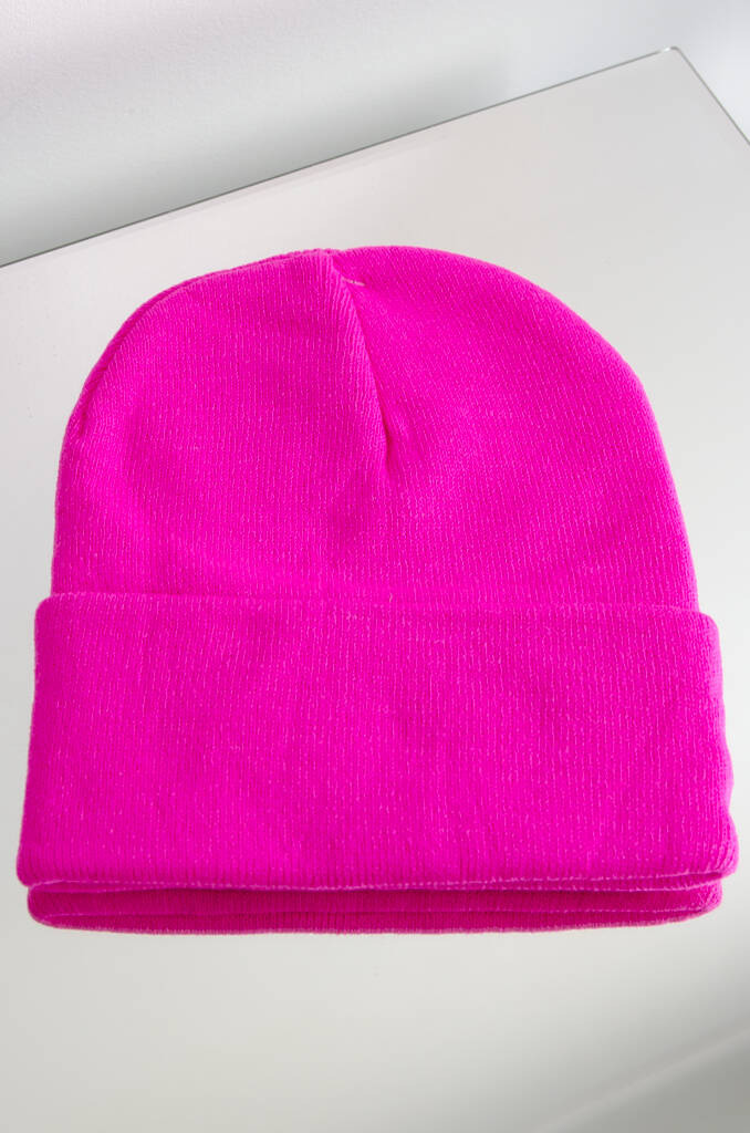 CZAPKA TYPU BEANIE- RÓŻOWA NEONOWA - Olika