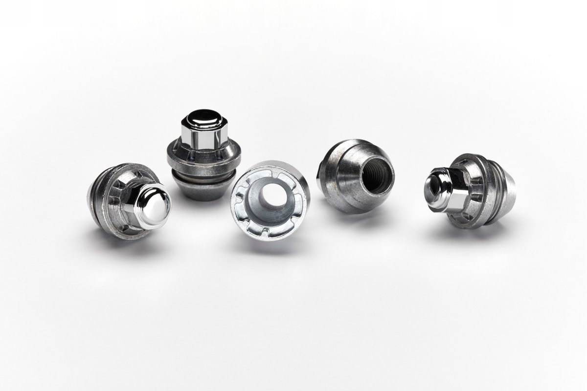 Nakrętki Śruby Zabezpieczające Kół Mazda 17Mm