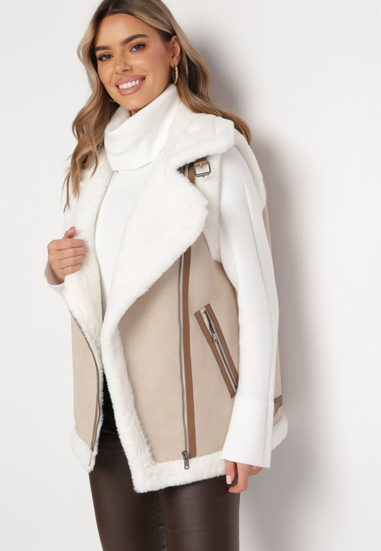 Beżowa Kamizelka Bezrękawnik w Stylu Biker z Ekozamszu z Futerkiem Terone