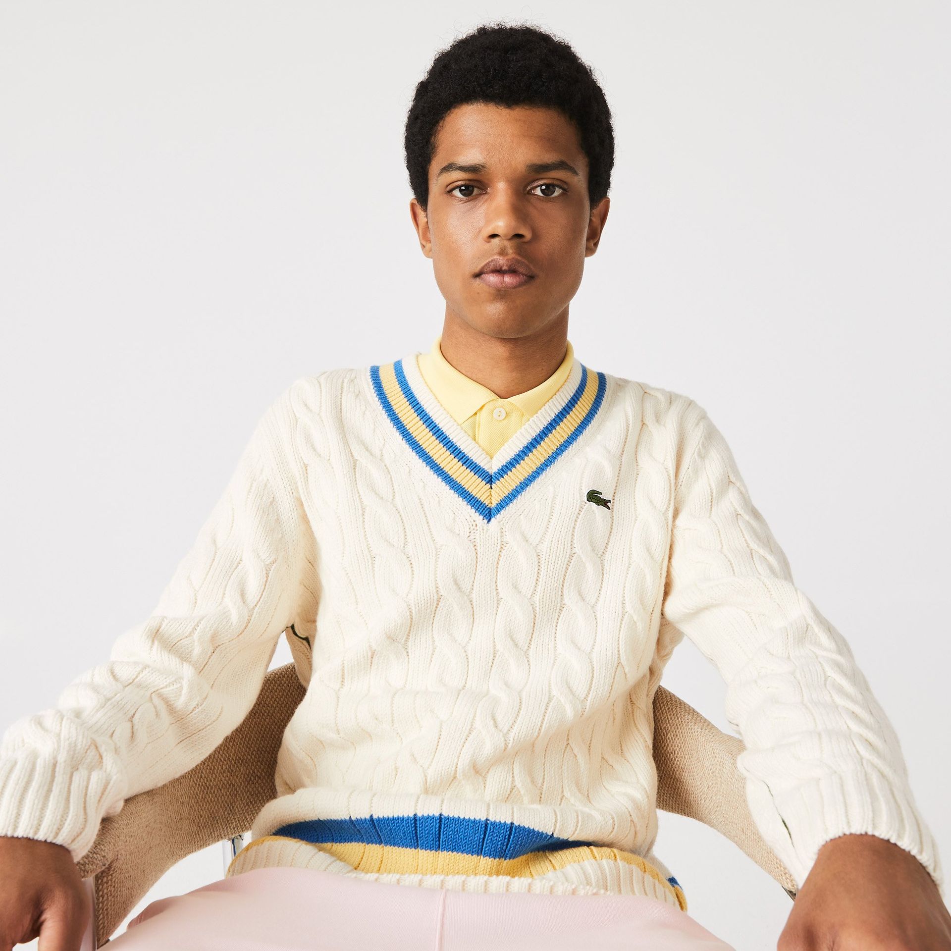 Lacoste męski sweter wełniany w pasy w kontrastowych kolorach z dekoltem w kształcie litery V Classic Fit