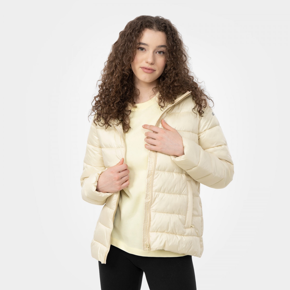 Damska kurtka puchowa pikowana CHAMPION LEGACY Hooded Polyfilled Jacket - kremowa/ecru
