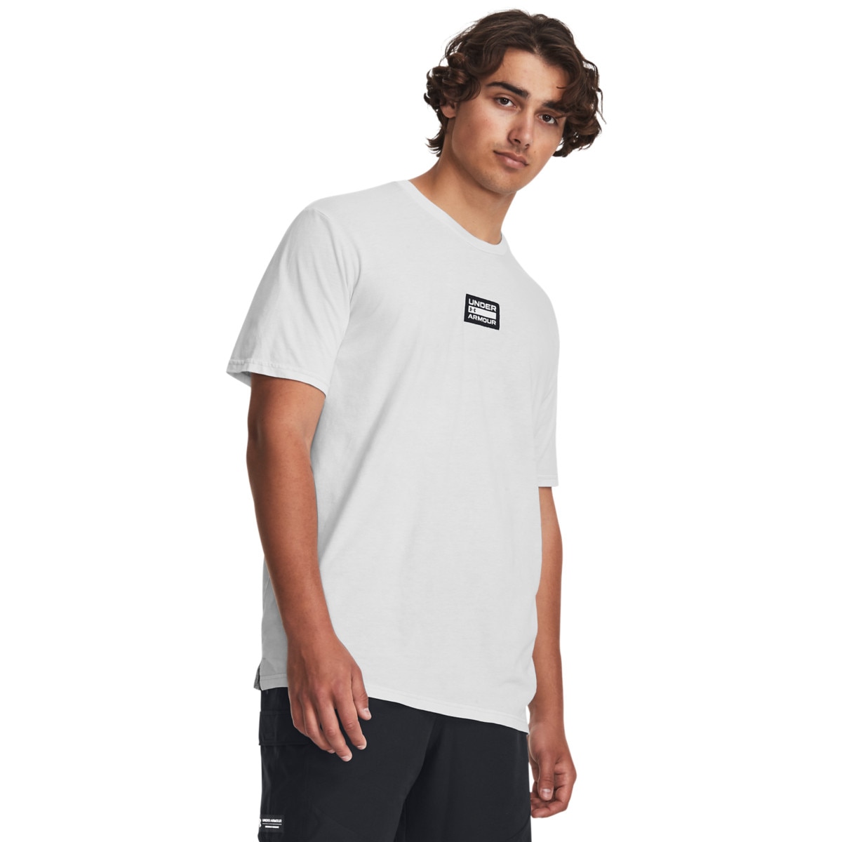 Męski t-shirt z nadrukiem Under Armour UA Elevated Core Wash Short Sleeve - biała - UNDER ARMOUR