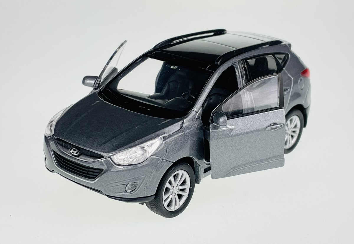 Welly Hyundai Tucson Ix Srebrny 1:34 Samochód Nowy Metalowy Model