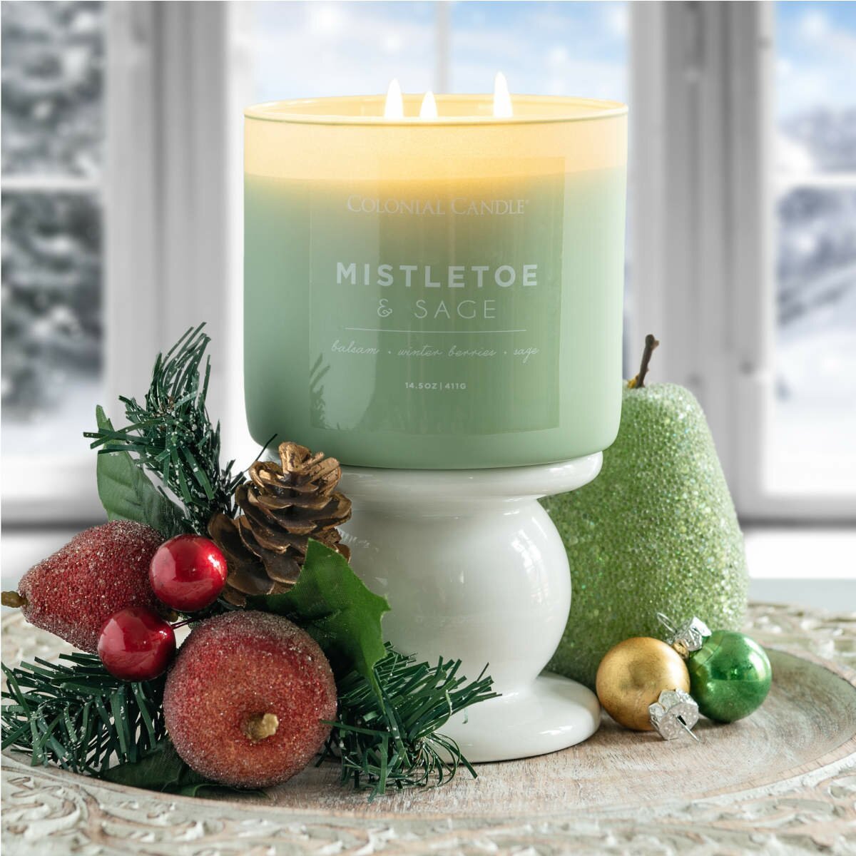 Sojowa świeca zapachowa w szkle 3 knoty Colonial Candle 411 g - Jemioła Szałwia Mistletoe & Sage