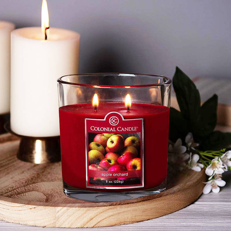 Świeczka zapachowa w owalnym szkle Colonial Candle 225 g Jabłkowy Sad