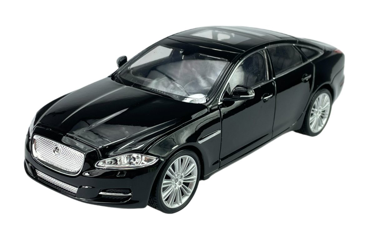 Welly 2010 Jaguar Xj Czarny 1:24 Samochów Nowy Metalowy Model