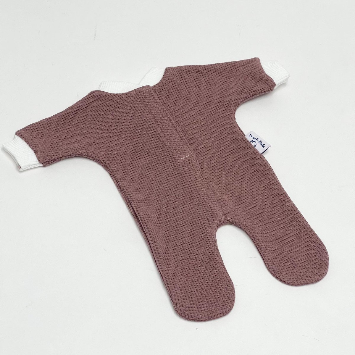 Śpioszki ze stópkami dla lalki Minikane 34 cm, Paola Reina  34 cm, typ gordis zgaszony fiolet