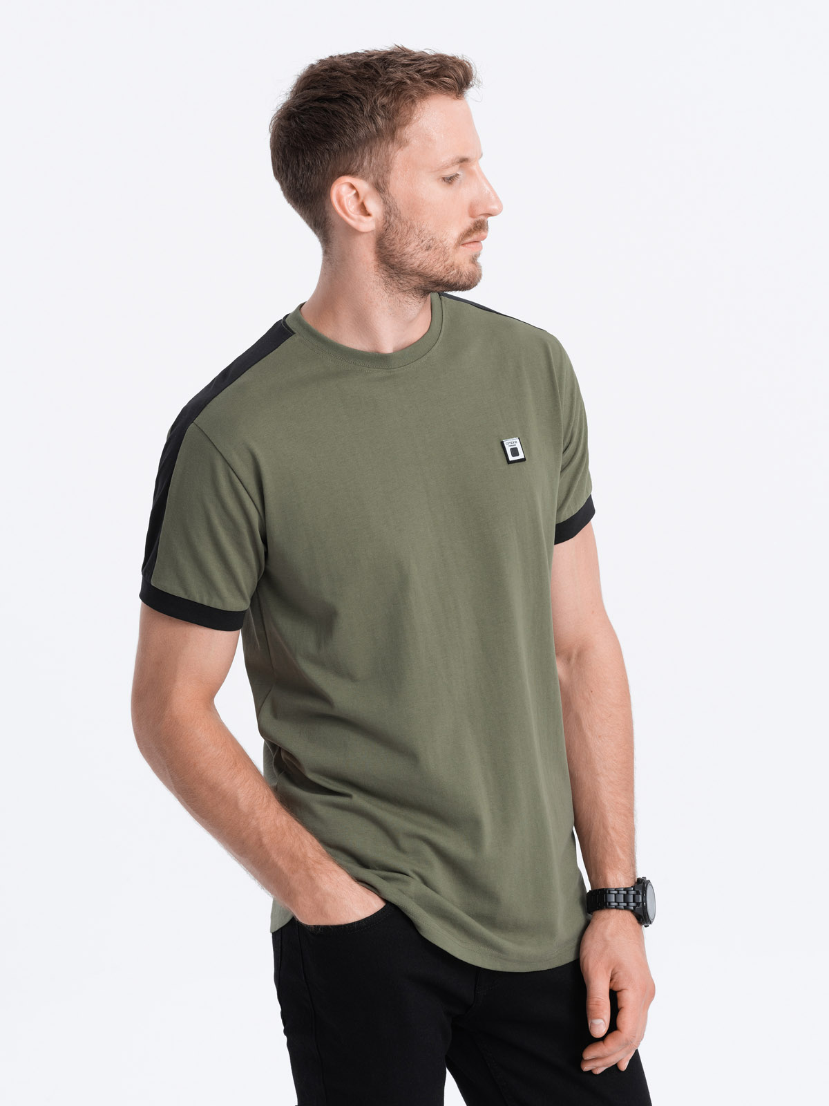 T-shirt męski bawełniany z kontrastującymi wstawkami - oliwkowy V4 S1632