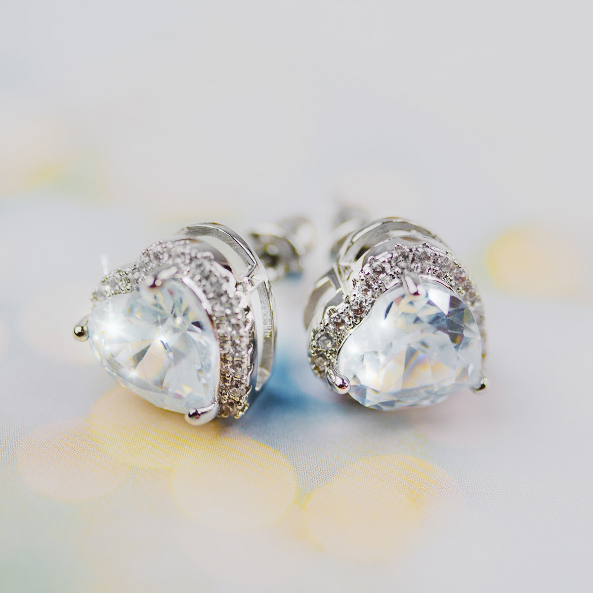 Kolczyki DAMSKIE małe sztyfty SERDUSZKA